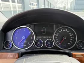 Volkswagen Touareg thumbnail 14
