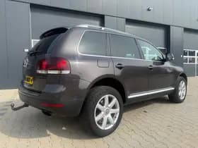 Volkswagen Touareg thumbnail 5