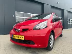 Toyota Aygo thumbnail 2