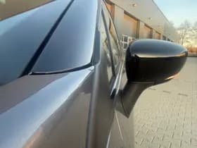 Renault Captur thumbnail 30