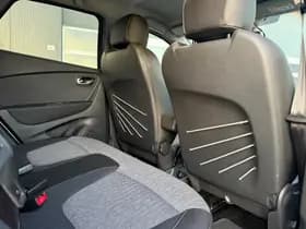 Renault Captur thumbnail 43