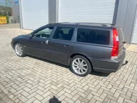Volvo V70 thumbnail 3