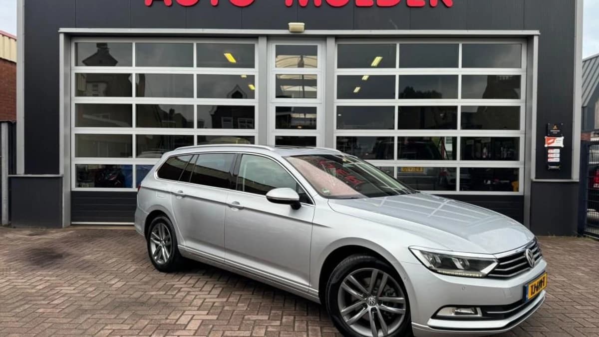Volkswagen Passat — foto 1