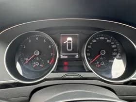 Volkswagen Passat thumbnail 17