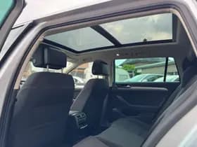 Volkswagen Passat thumbnail 26