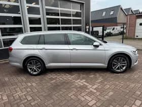 Volkswagen Passat thumbnail 4