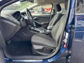 Ford Focus thumbnail 12