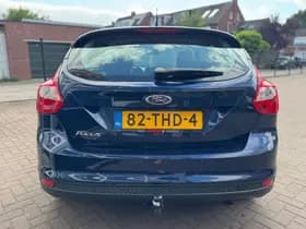 Ford Focus thumbnail 6
