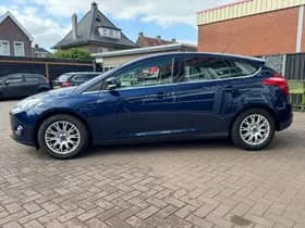Ford Focus thumbnail 8