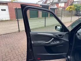 Ford S-Max thumbnail 11