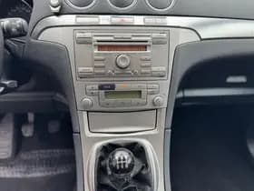 Ford S-Max thumbnail 19