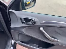 Ford S-Max thumbnail 34