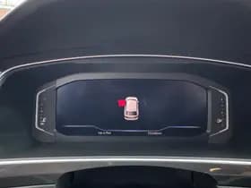 Volkswagen Tiguan thumbnail 16
