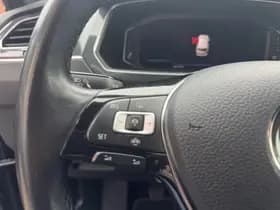 Volkswagen Tiguan thumbnail 18