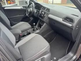 Volkswagen Tiguan thumbnail 35