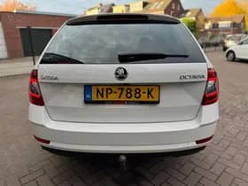 Škoda Octavia thumbnail 5