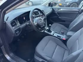 Volkswagen Golf thumbnail 17