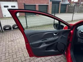Renault Clio thumbnail 13