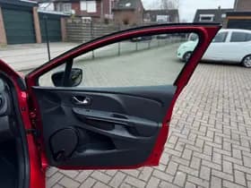 Renault Clio thumbnail 30