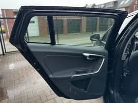 Volvo V60 thumbnail 23