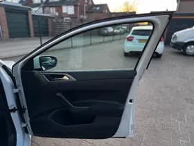 Volkswagen Polo thumbnail 35