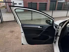 Volkswagen Golf thumbnail 12
