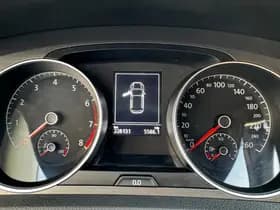 Volkswagen Golf thumbnail 14