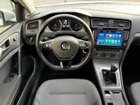Volkswagen Golf thumbnail 23