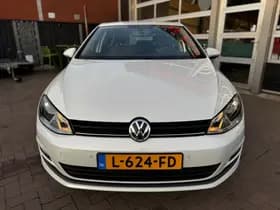 Volkswagen Golf thumbnail 9