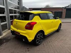 Suzuki Swift thumbnail 5