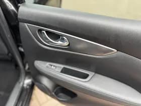 Nissan Qashqai thumbnail 42