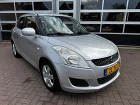 Suzuki Swift thumbnail 3