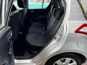 Suzuki Swift thumbnail 25