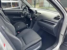 Suzuki Swift thumbnail 32