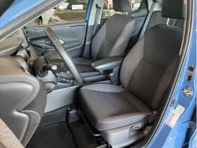 Toyota Yaris 1.5 Hybrid Dynamic thumbnail 11