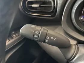 Toyota Yaris 1.5 Hybrid Dynamic thumbnail 20