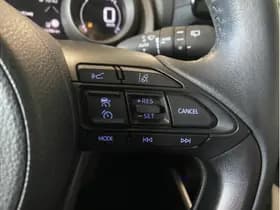 Toyota Yaris 1.5 Hybrid Dynamic thumbnail 24