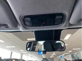 Toyota Yaris 1.5 Hybrid Dynamic thumbnail 32