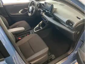 Toyota Yaris 1.5 Hybrid Dynamic thumbnail 5