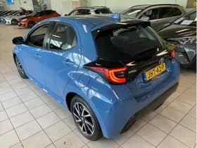 Toyota Yaris 1.5 Hybrid Dynamic thumbnail 7