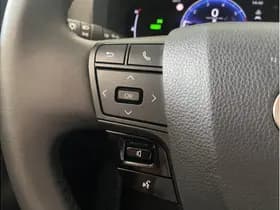 Toyota C-HR 1.8 Hybrid 140 Active thumbnail 18