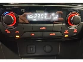 Suzuki Vitara 1.4 Boosterjet Select Smart Hybrid thumbnail 27