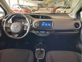Toyota Yaris 1.5 Hybrid Dynamic thumbnail 17