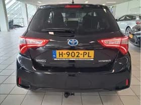 Toyota Yaris 1.5 Hybrid Dynamic thumbnail 5