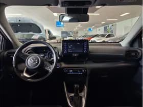 Toyota Yaris 1.5 Hybrid Dynamic thumbnail 20