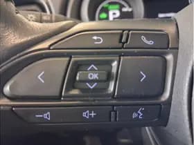 Toyota Yaris 1.5 Hybrid Dynamic thumbnail 6