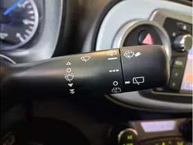 Toyota Yaris thumbnail 19