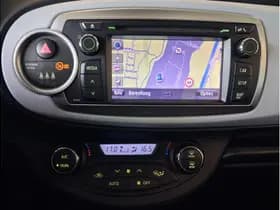 Toyota Yaris thumbnail 23