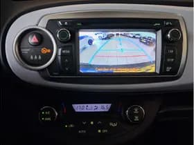 Toyota Yaris thumbnail 24