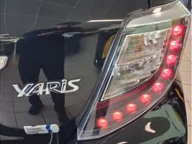 Toyota Yaris thumbnail 6
